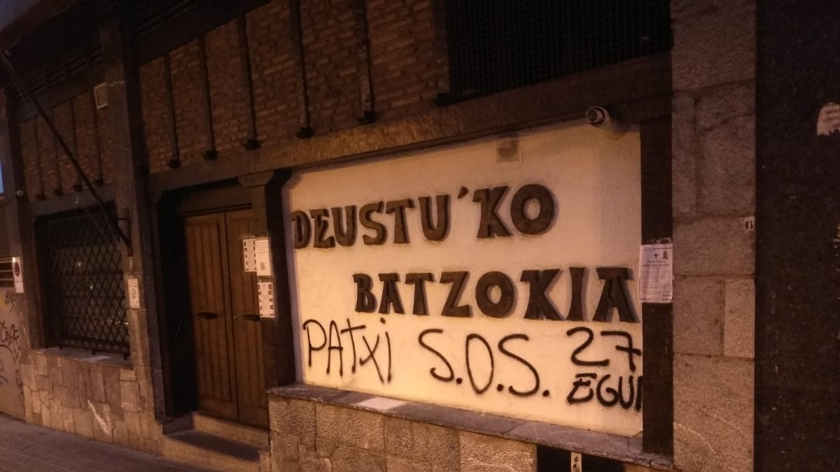 Azken asteetan hirugarrenez Deustuko batzokiaren kontra eginiko eraso onartezina irmoki salatu du BBBk