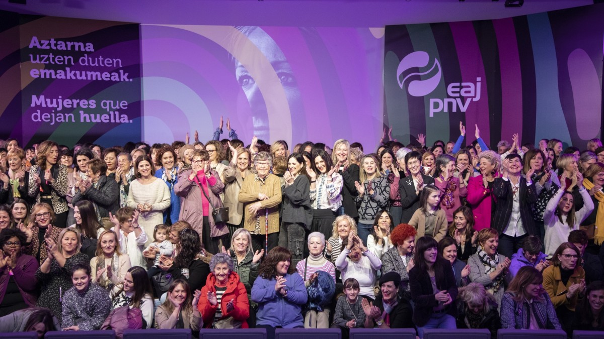“Aztarna utzi zuten eta eredua eman zuten emakumeak” omendu ditu gaur EAJ-PNVk beraiek gabe “Euskadi ez litzatekeelako gaur den herria izango”