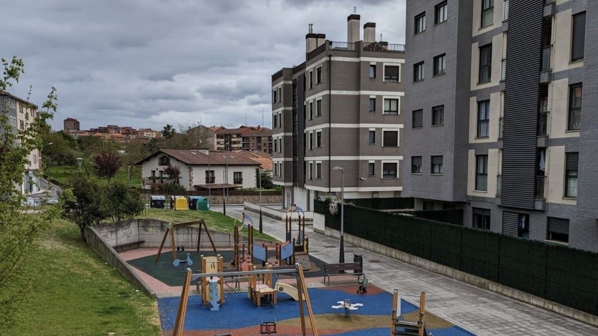 Galdakaoko EAJ-PNVk salatu du Eh Bilduk etxebizitzaren eta apiegituren arloan duen inakzioak udalerriaren etorkizuna arriskuan jartzen ari dela
