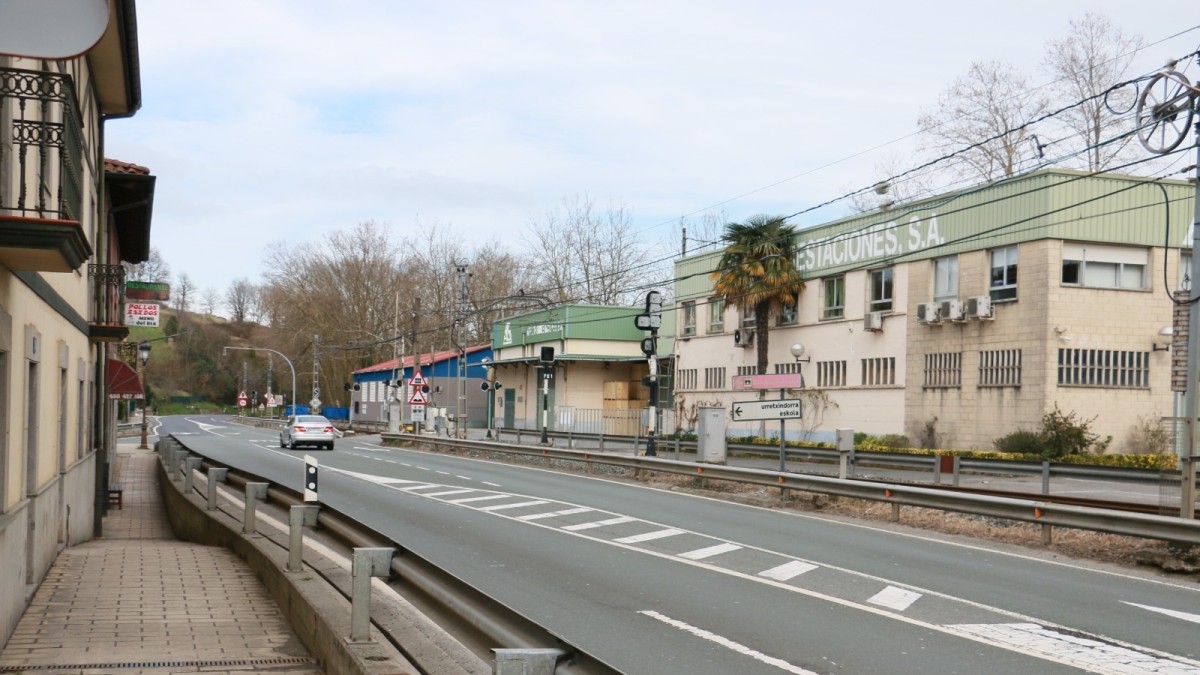 Muxikako EAJ-PNVk bat egiten du BI-635 errepideari buruzko auzo-kezkarekin, eta gogorarazi du aspalditik ari direla mugikortasuna eta segurtasuna hobetzeko konponbideak lantzen