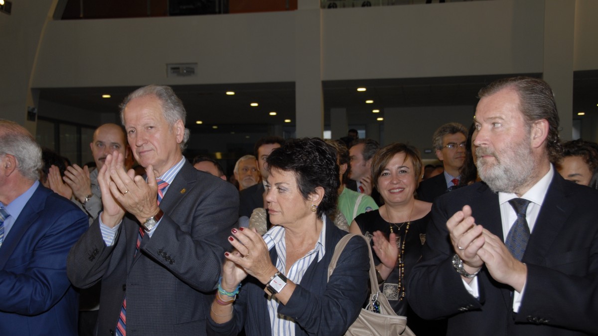 José Luis Bilbao en el acto con la sociedad bizkaina