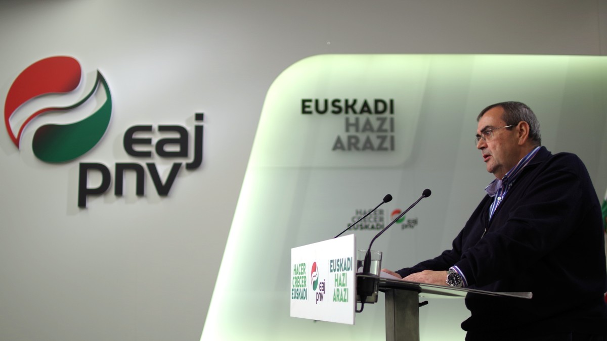 EAJ-PNVk benetan deitoratzen du eta gaitzesten du Kataluniako hiritargoaren herri ordezkari zilegiak kartzelaratu izana