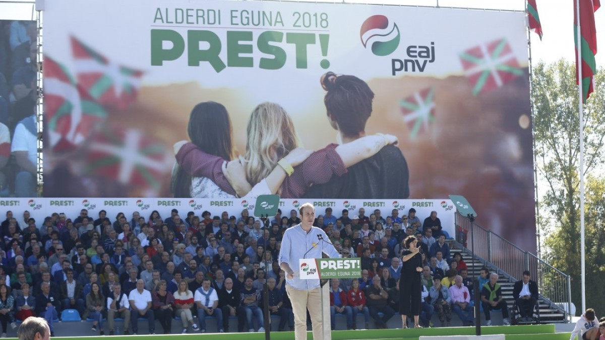 Jakin ezazue EGI egunero gaudela PREST zuekin batera gure Aberria haundi egiteko!