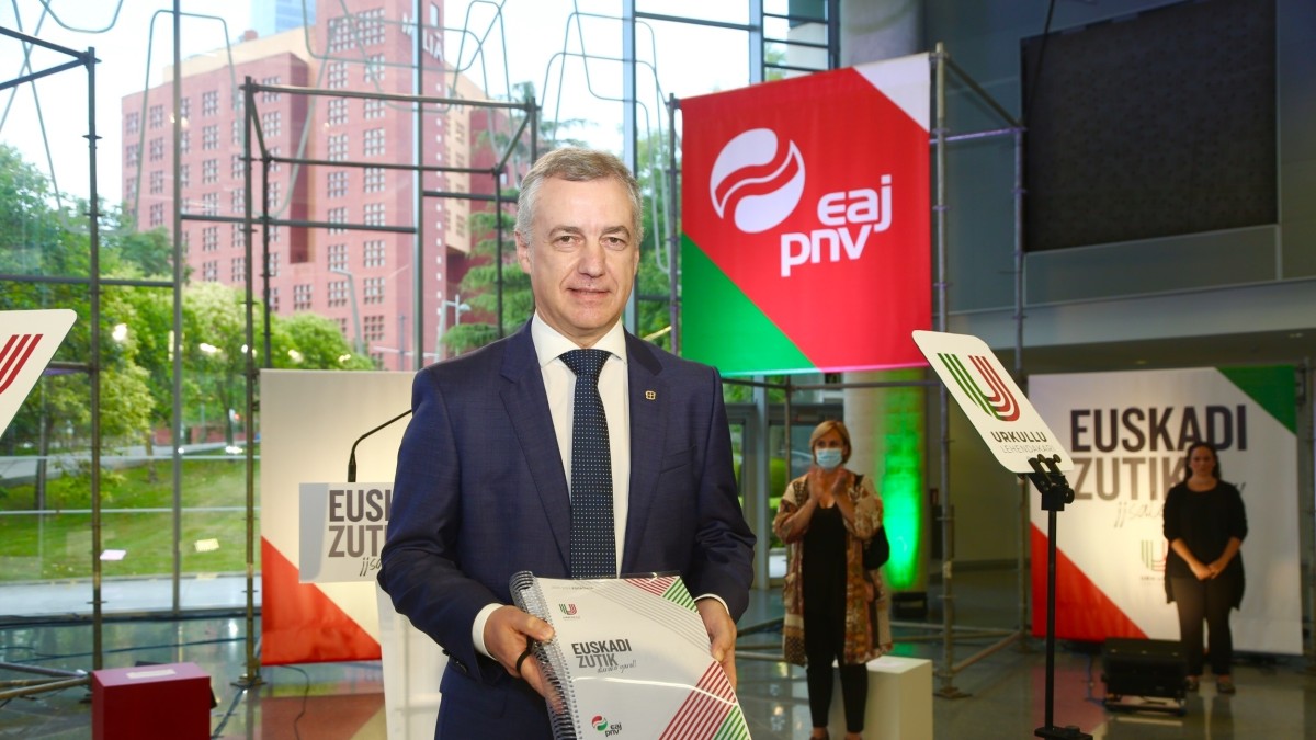 Urkulluk “Euskadi berriz ere zutik jartzeko” hauteskunde egitasmoa jarri du gizartearen zerbitzura