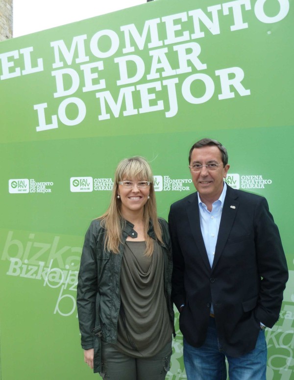 José Luis Bilbao y Ana Otadui en Elorrio