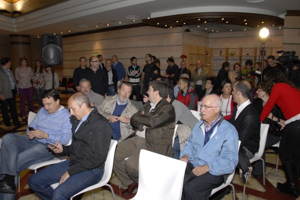 Entrega del Ipad por el Video 1000