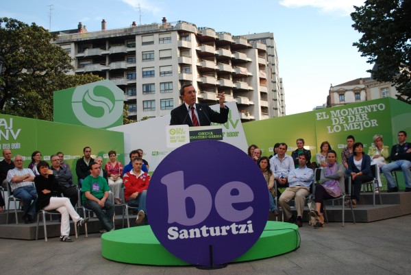 Jose Luis Bilbao Ricardo Ituarterekin Santurtzin
