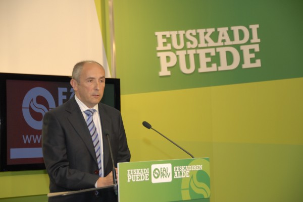 Joseba Aurrekoetxea y Josu Erkoreka Presentación campaña elecciones generales 2011