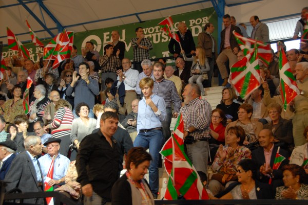 Iñigo Urkullu, Josu Erkoreka y resto candidaturas Congreso y Senado en Bermeo