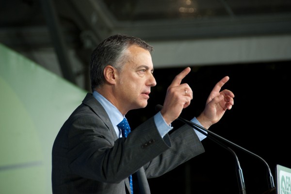 Josu Erkoreka, Iñigo Urkullu y resto de candidaturas en el mitin de Barakaldo