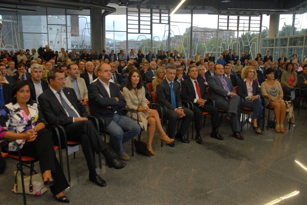 Urkullu: “Euskadi-ren defentsan hitza ematen dugu”