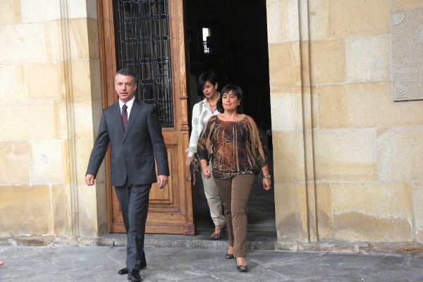 Urkullu: “El Lehendakari Agirre y su Gobierno son un ejemplo para nuestro proyecto”