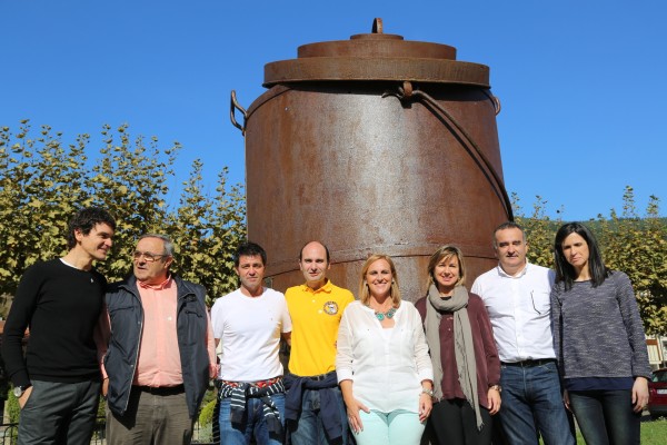 Ortuzar y Atutxa acompañan a los candidatos municipales de Enkarterri en Putxeras