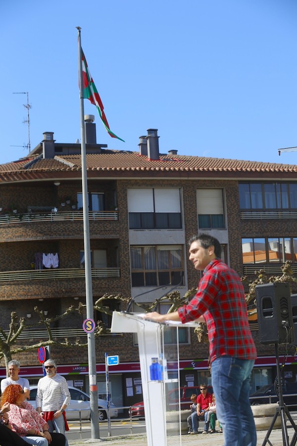 Presentación candidatos Uribe Kosta