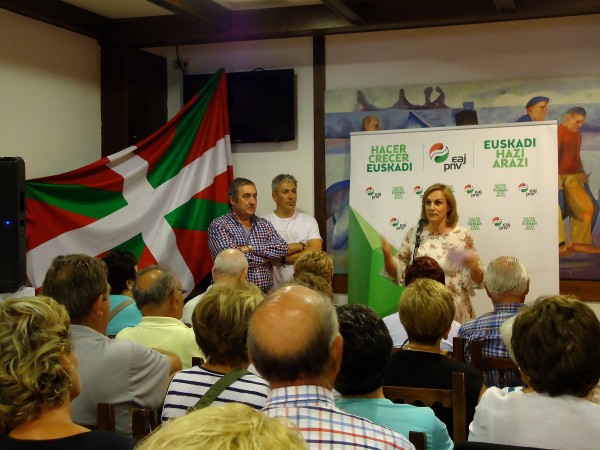 Acto político en Benidorm. Itxaso Atutxa