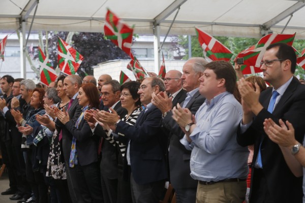 Jaurlaritzaren sailburuak, Basaurin