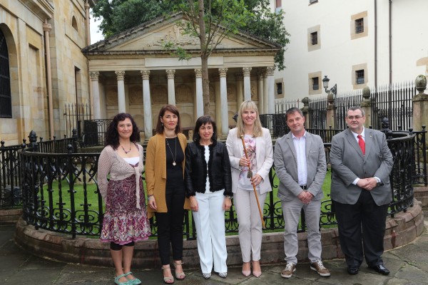 Las Juntas Generales de Bizkaia han quedado constituidas esta mañana en el pleno celebrado en la cas