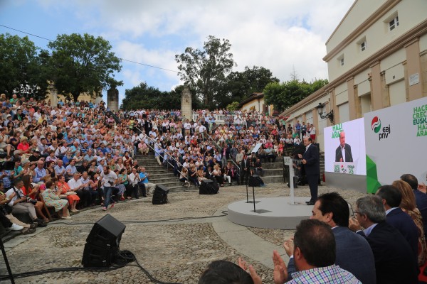 EAJ: 120 urte Euskadi Hazi Arazten