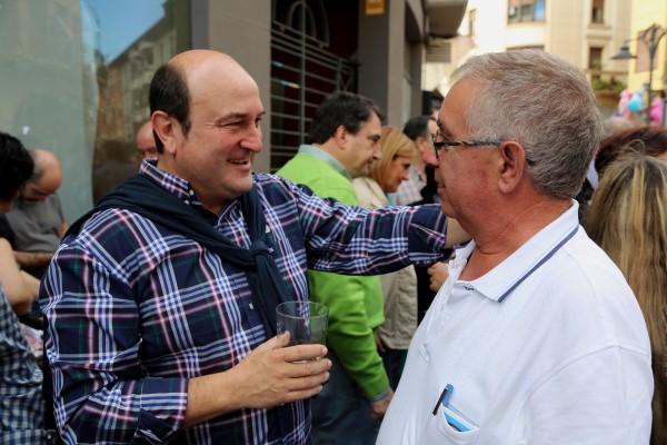 Representantes de EAJ PNV en el último lunes de Gernika 2015