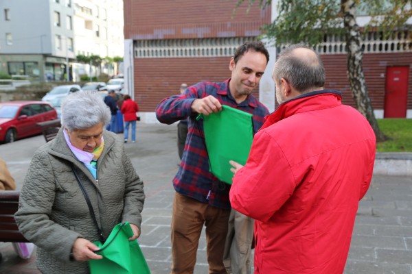 Itxaso Atutxa, Pilar Ardanza y Jabier Aranburuzabala en Portugalete