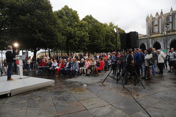 Lekeitioko mitina  Josu Erkoreka Itxaso Atutxa, Koldo Goitia