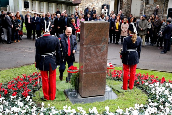 EAJ-PNVren ordezkariak 2016.ko Memoriaren eguneko ekitaldietan - Bilbao