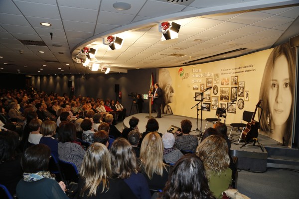 Homenaje a las mujeres abertzales