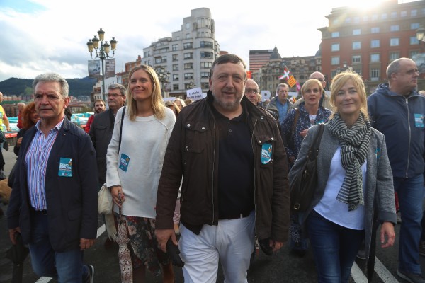EAJ-PNV Gure Esku Dago-k Catalunyako erreferendumaren aldeko manifestaldian