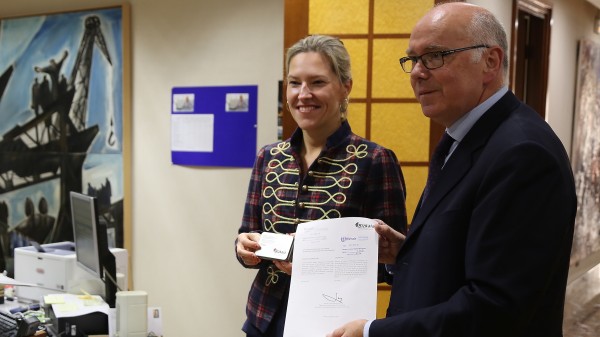 Ana Otadui eta Jose Mari Iruarrizaga - 2018.ko Bizkaiko aurrekontu proiektua Batzar Nagusietan aurkezken