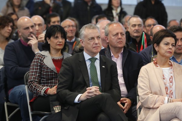 Mitina Durango. Mireia Elkoroiribe, Unai Rementeria, Izaskun Bilbao Barandica, Andoni Ortuzar