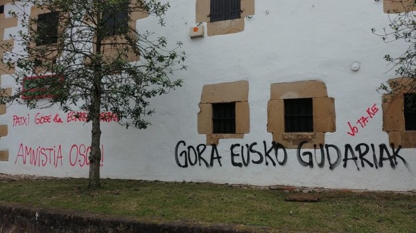 Pintadas en Batzokis 