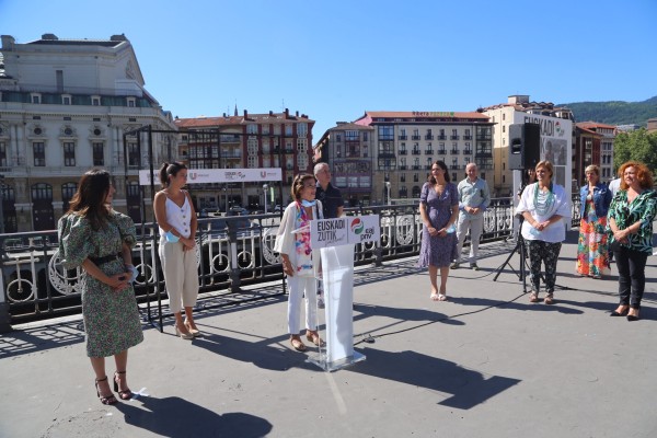Berdintasunari buruzko ekitaldia. Inmaculada Boneta, Maitane Ipiñazar, Iñigo Urkullu