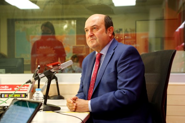 Andoni Ortuzar Radio Euskadi irratian 20201009