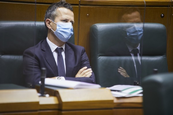 Pleno Ordinario en el Parlamento Vasco (15-10-2020)