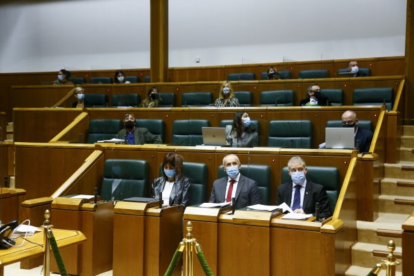 Pleno Ordinario en el Parlamento Vasco (05-11-2020)