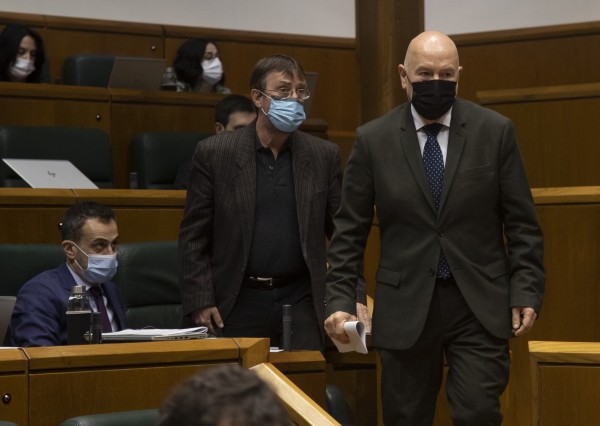 Pleno Ordinario en el Parlamento Vasco (17-02-2022) 