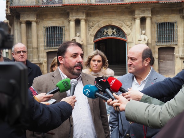  EBBren bilera Iruñean