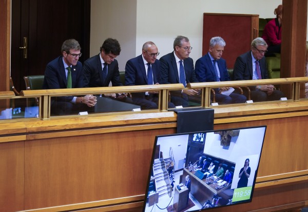 Politika orokorrari buruzko eztabaida