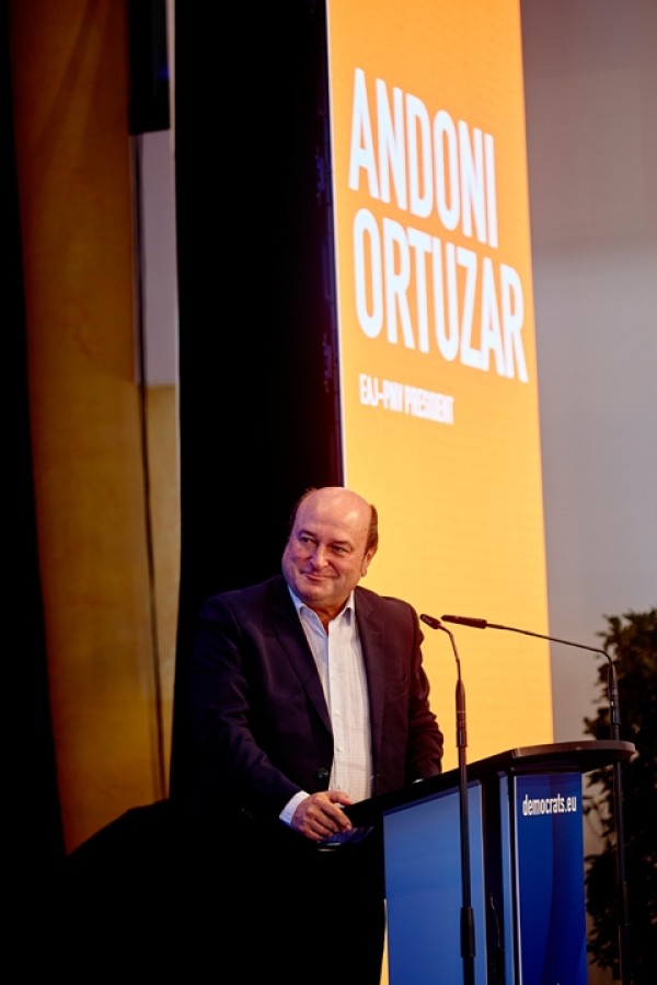 Congreso del Partido Demócrata Europeo en Mainz - Andoni Ortuzar