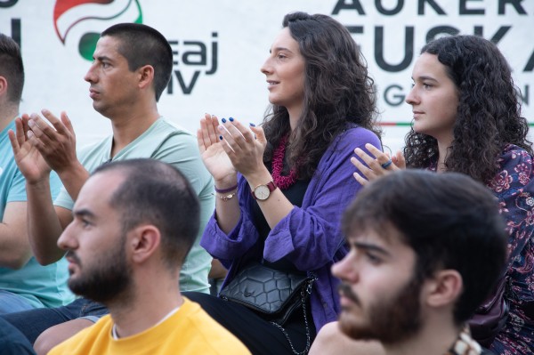 A-21 Mitina Getxon. Imanol Pradales, Maitane Ipiñazar, Iñigo Urkullu, Andoni Ortuzar