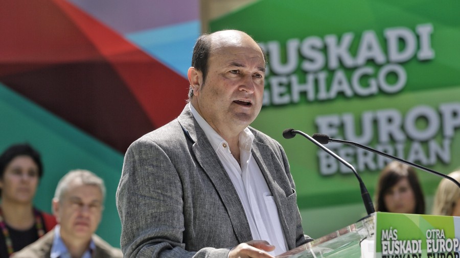 20140510 Acto en Durango -  Izaskun Bilbao Iñigo Urkullu Andoni Ortuzar
