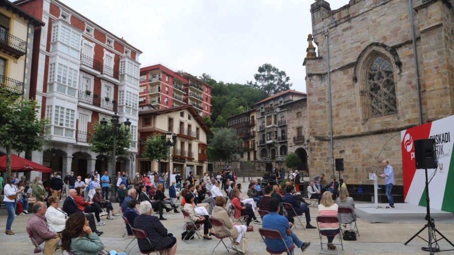 12J - Mitin Balmaseda