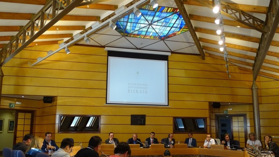 Aldundiak Bizkaiko mugikortasun iraunkorra eta garraio publikoaren etengabeko hobekuntza sustatuko ditu