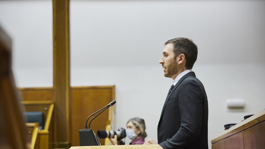 EAJ-PNV logra el apoyo unánime del Parlamento para estudiar la situación económica de Aiara y de varios municipios de Bizkaia
