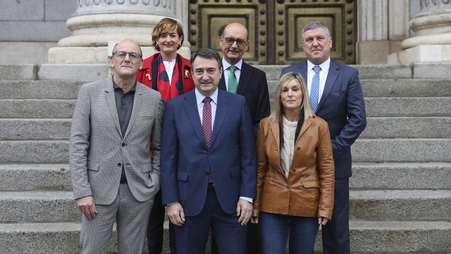 El Grupo Vasco elimina la subida al diésel y propone un fondo de 50M € para Máquina Herramienta en sus enmiendas a los Presupuestos
