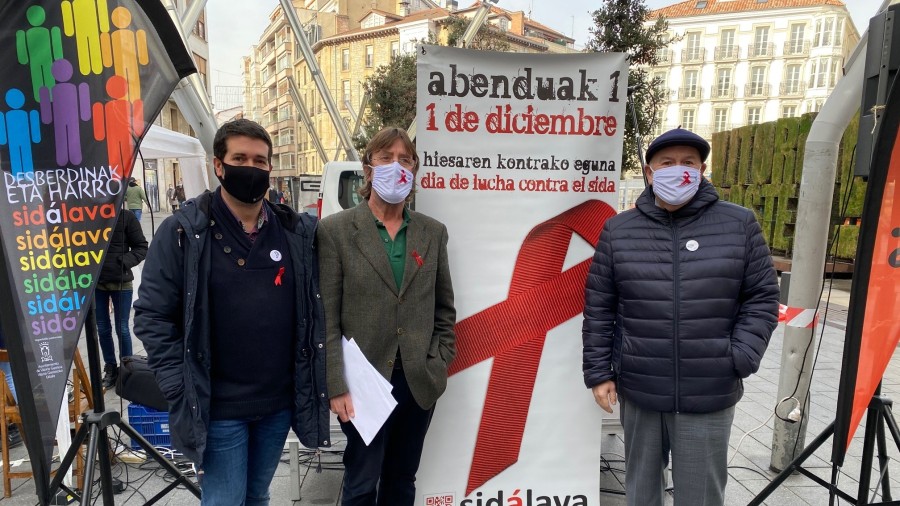 EAJ-PNVk bat egin du HIESaren Mundu Egunaren ospakizunekin, eta ohartarazi du ezin dugula 