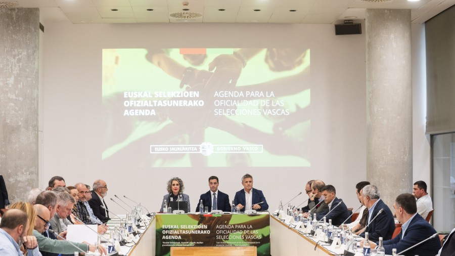 El Lehendakari Imanol Pradales muestra su compromiso con las Federaciones Deportivas Vascas en el camino hacia la oficialidad de las Selecciones Vascas en Competiciones Internacionales