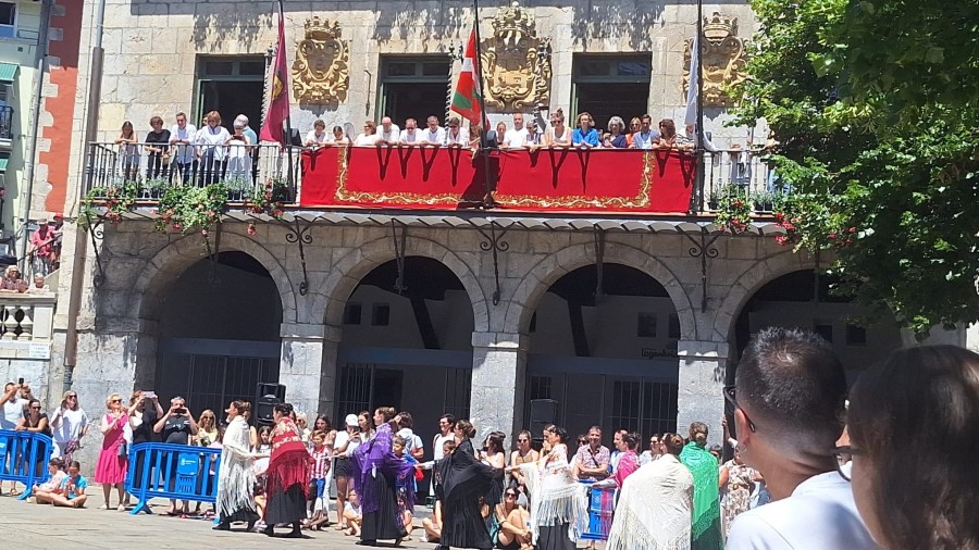Lekeitioko EAJ-PNVk EH Bilduk San Pedroetan ordezkari instituzionalei egindako boikota salatu du