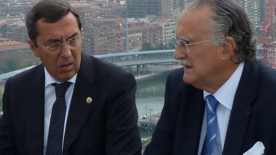 Iñaki Azkuna desde el edificio Bami